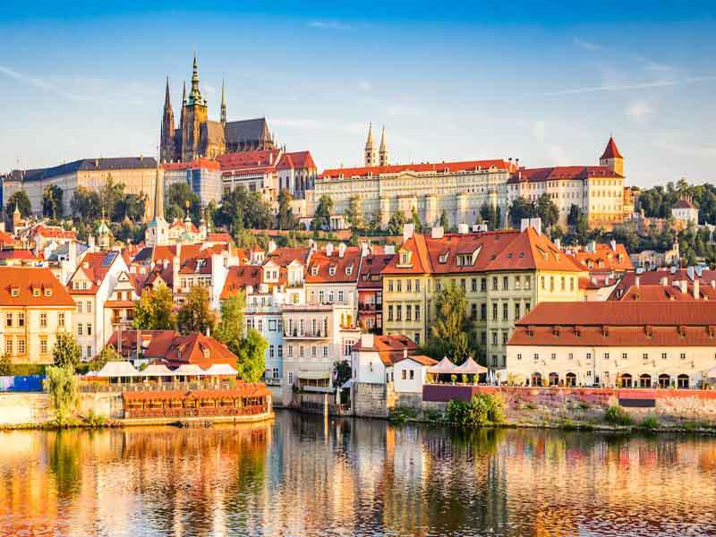 Летние каникулы в Праге:групповая программа для подростков 