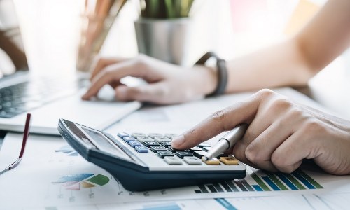 зарплаты у выпускников канадских колледжей