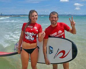 surfing-learn-to-surf-group-lesson-coolangatta-beach-gold-coast_large