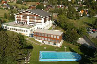 Les Roches International School of Hotel Management, Switzerland